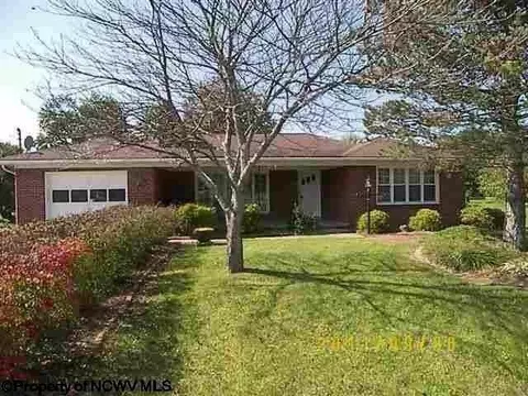 203 Grant St, Elkins, WV 26241