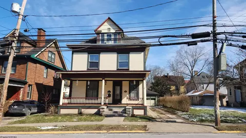 229 Grand St, Morgantown, WV 26501