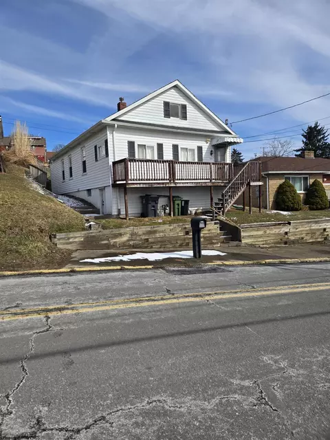 1215 Richwood Ave, Morgantown, WV 26505