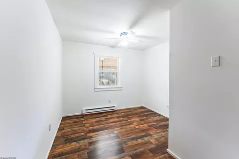 Bedroom - 154 Wise St, Baxter, WV 26560 photo 5 of 6
