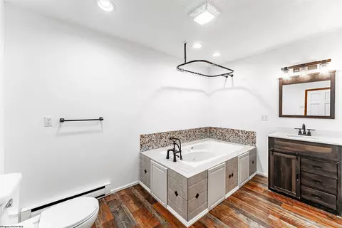 Bath - 154 Wise St, Baxter, WV 26560 photo 1 of 2