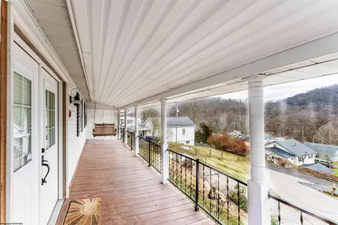 Exterior - 154 Wise St, Baxter, WV 26560 photo 6 of 8