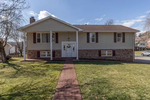 171 Archwood Ave, Bridgeport, WV 26330