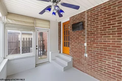 7 Vernon Ave, Wheeling, WV 26003 photo 5
