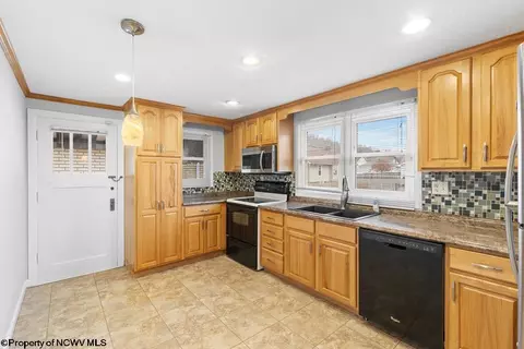 7 Vernon Ave, Wheeling, WV 26003 photo 3