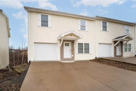 68 Brownstone Dr, Morgantown, WV 26505