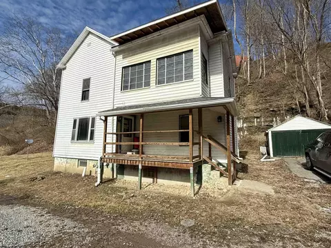 702 Pennsylvania Ave, Fairmont, WV 26554