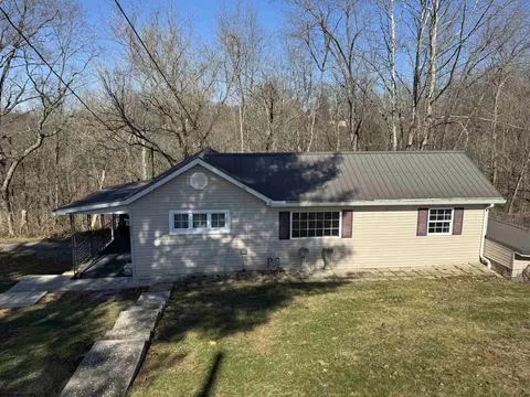 111 Fairview St, Grant Town, WV 26574