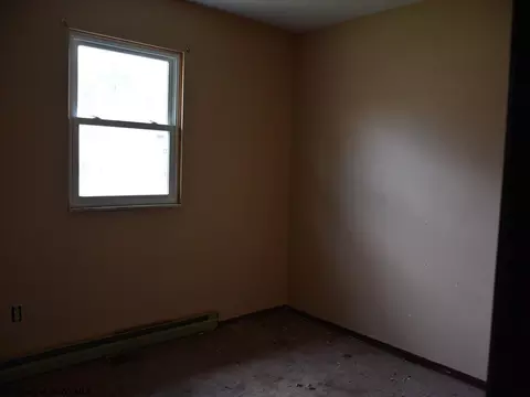 Bedroom - 253 Bud Chattin Rd, Leon, WV 25123 photo 6 of 6