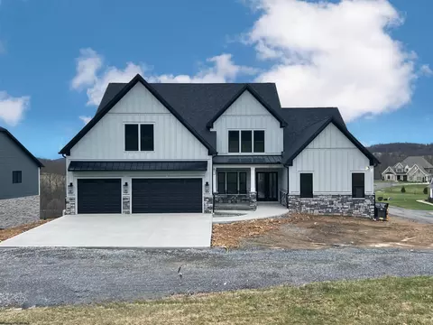 122 Rockwell Ct, Morgantown, WV 26508
