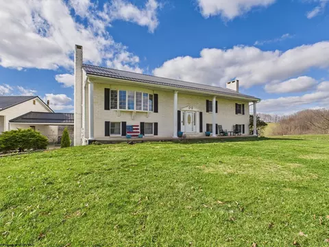 1089 S Mountaineer Hwy, Thornton, WV 26440