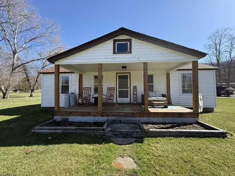 250 Bell Crouch Rd, Huttonsville, WV 26273