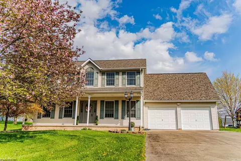 1111 Andrew Dr, Morgantown, WV 26508