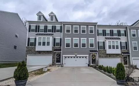 335 Bay St, Morgantown, WV 26508