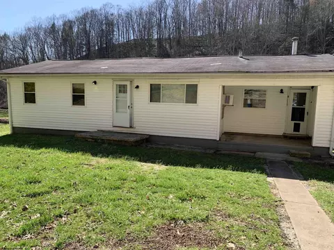 1444 Euclid Nicut Rd, Orma, WV 25268