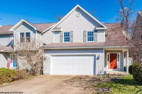 2006 Pinecrest Dr, Morgantown, WV 26505