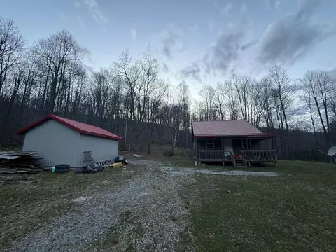 772 Canaan Rd, Rock Cave, WV 26234