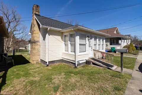 227 Maple Ave, Bridgeport, WV 26330