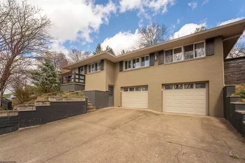 260 Gibbons St, Morgantown, WV 26505