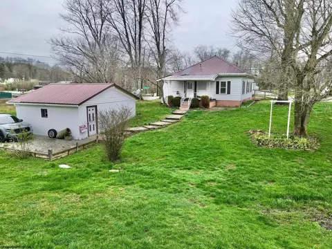 2763 Old Mill Rd, Weston, WV 26452