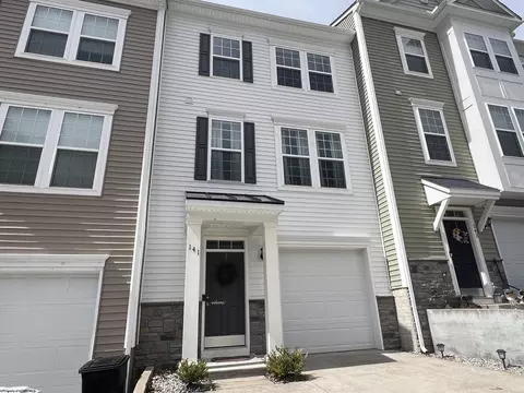 141 Inlet St, Morgantown, WV 26508