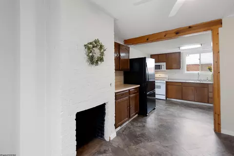 218 Cherry St, Bridgeport, WV 26330 photo 15