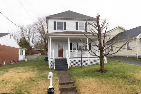218 Cherry St, Bridgeport, WV 26330