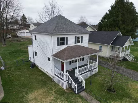218 Cherry St, Bridgeport, WV 26330 photo 3