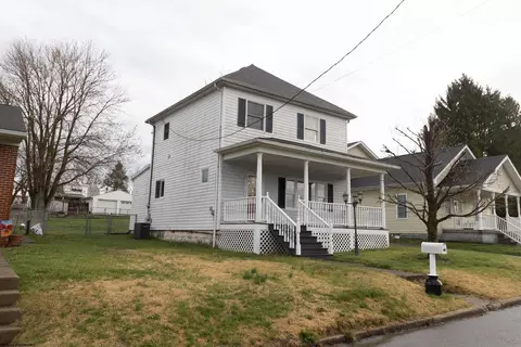 218 Cherry St, Bridgeport, WV 26330 photo 2