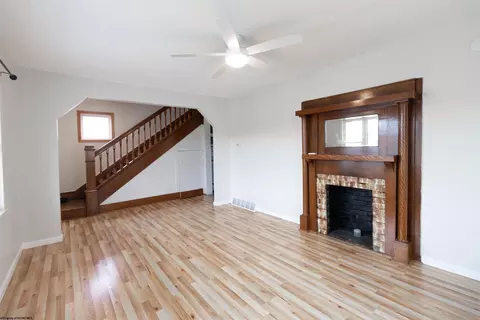 218 Cherry St, Bridgeport, WV 26330 photo 8