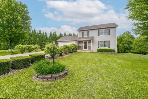 9 Oakton Dr, Morgantown, WV 26508