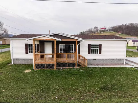5 Rebel Dr, Beverly, WV 26253