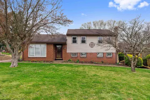 12 Highland St, Monongahela, PA 15063