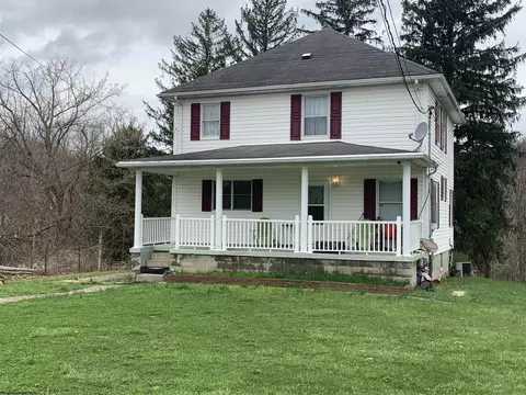 28 Shingleton Rd, Spelter, WV 26438