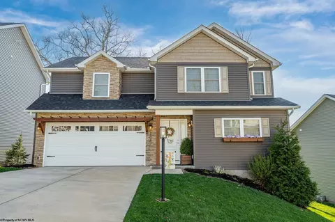 105 Canto Dr, Morgantown, WV 26508
