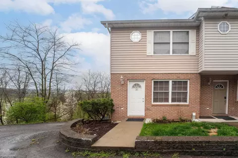 20 Hanna Ln, Morgantown, WV 26508