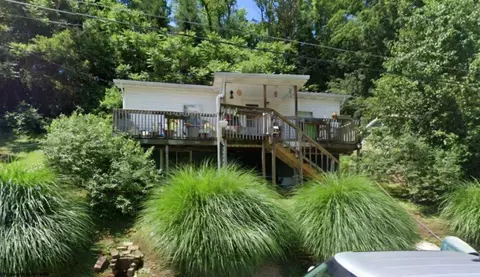 715 Michigan Ave, Nutter Fort, WV 26301