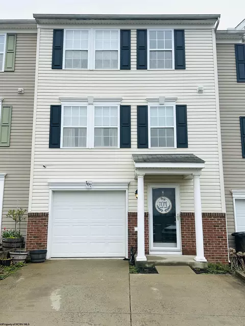 187 Birds Eye View Dr, Morgantown, WV 26501