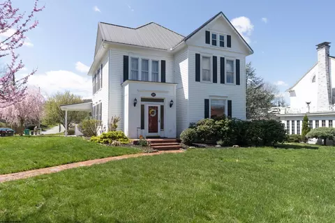 221 Buckhannon Ave, Clarksburg, WV 26301