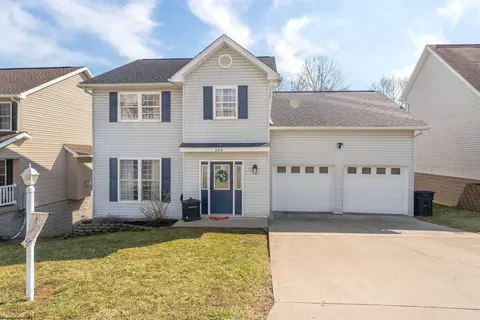 204 Patriot Ln, Morgantown, WV 26508