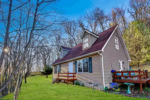 417 Spring St, Weston, WV 26452