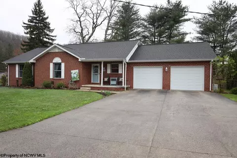 210 Whiteman Ave, Elkins, WV 26241