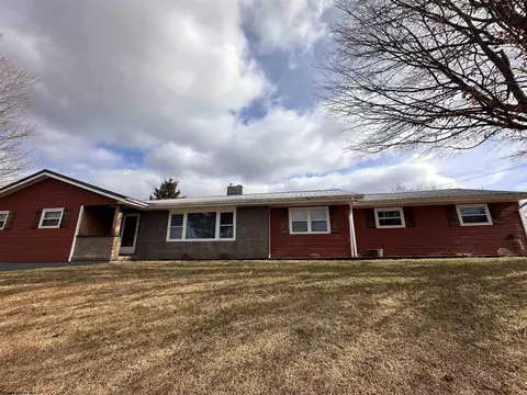 869 Mccoy Rd, Valley Grove, WV 26060