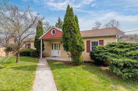 2107 Peach St, Morgantown, WV 26505