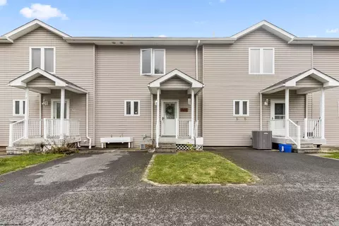 502 Pierpont Heights Dr, Morgantown, WV 26508