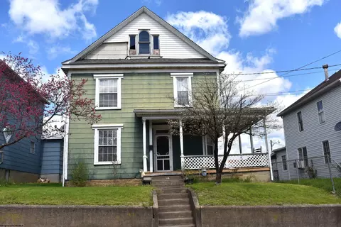 316 Milford St, Clarksburg, WV 26301