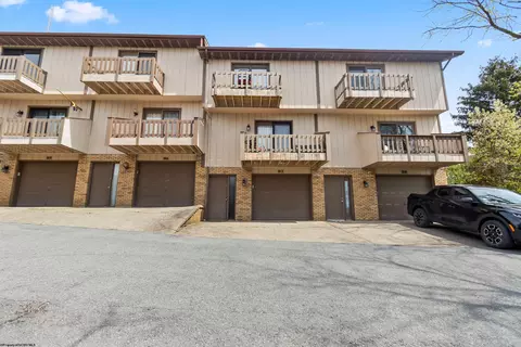 1224 Van Voorhis Rd, Morgantown, WV 26505