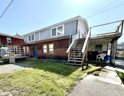 337 2nd St, Davis, WV 26260