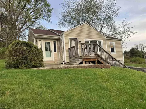1166 Village Way, Fairmont, WV 26554