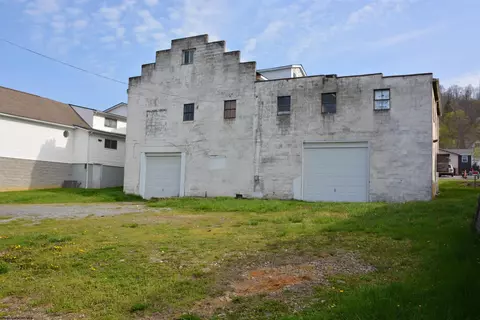 600 Southern Ave, Stonewood, WV 26301
